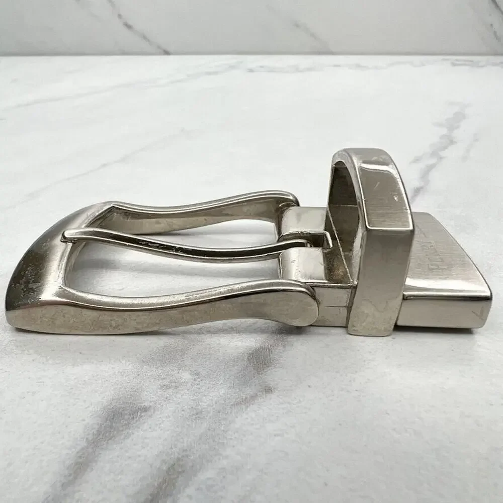 Perry Ellis Reversible Silver Tone Simple Basic Belt Buckle - Picture 6 of 8